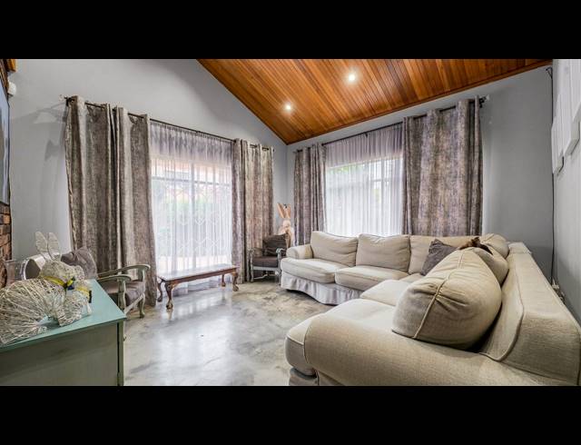 4 BEDROOM HOUSE FOR SALE IN VAALPARK